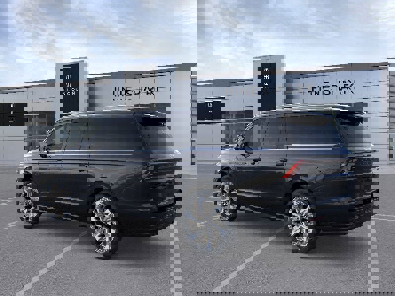 New 2025 Lincoln Navigator L Black Label image 4