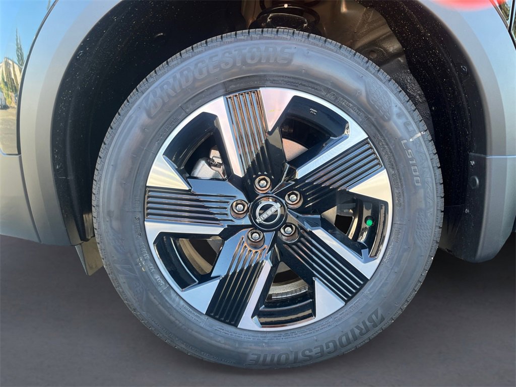New 2026 Nissan Kicks SV w/ SV Premium Package image 9