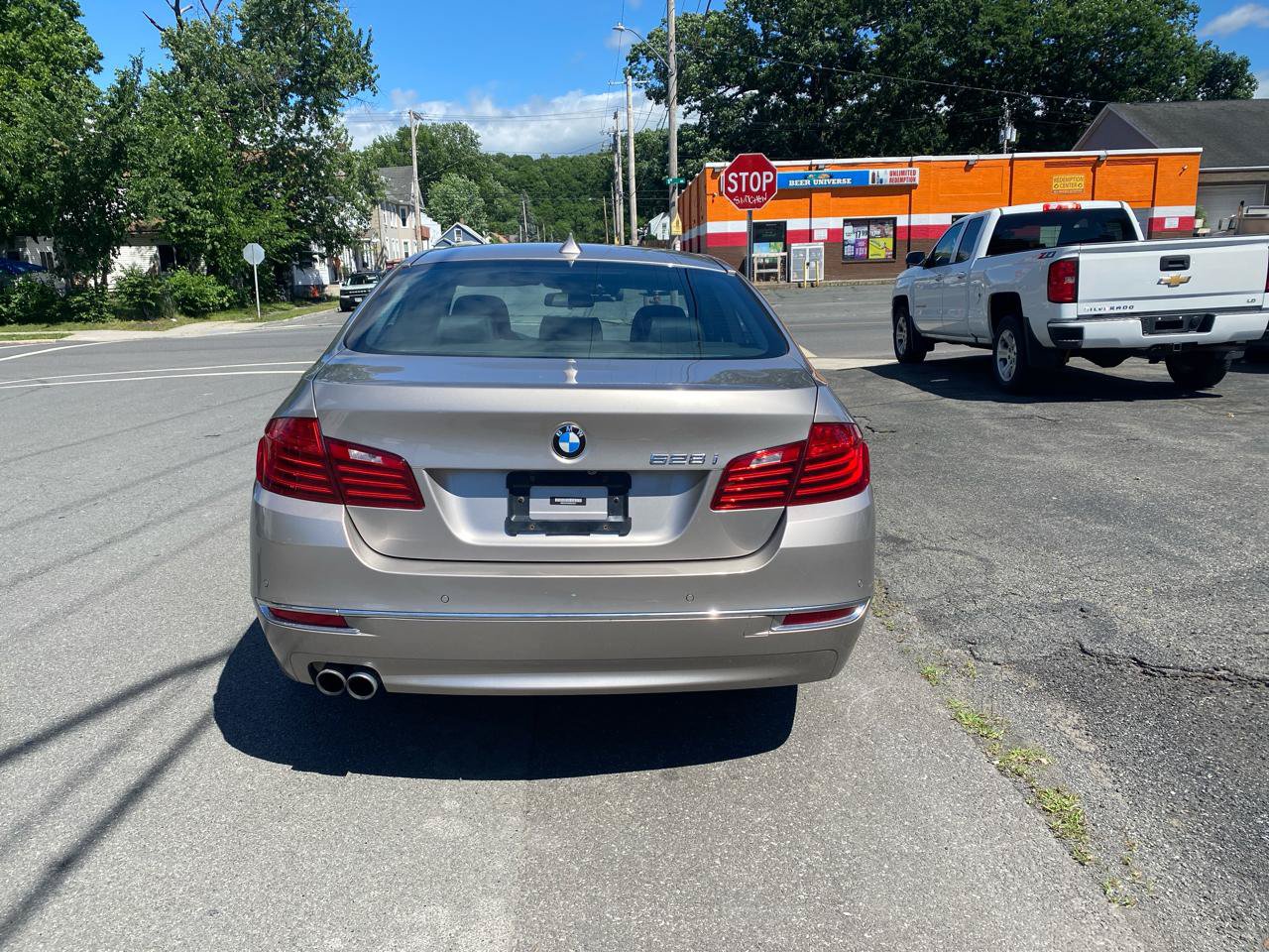 Used 2015 BMW 528i Sedan RWD image 6