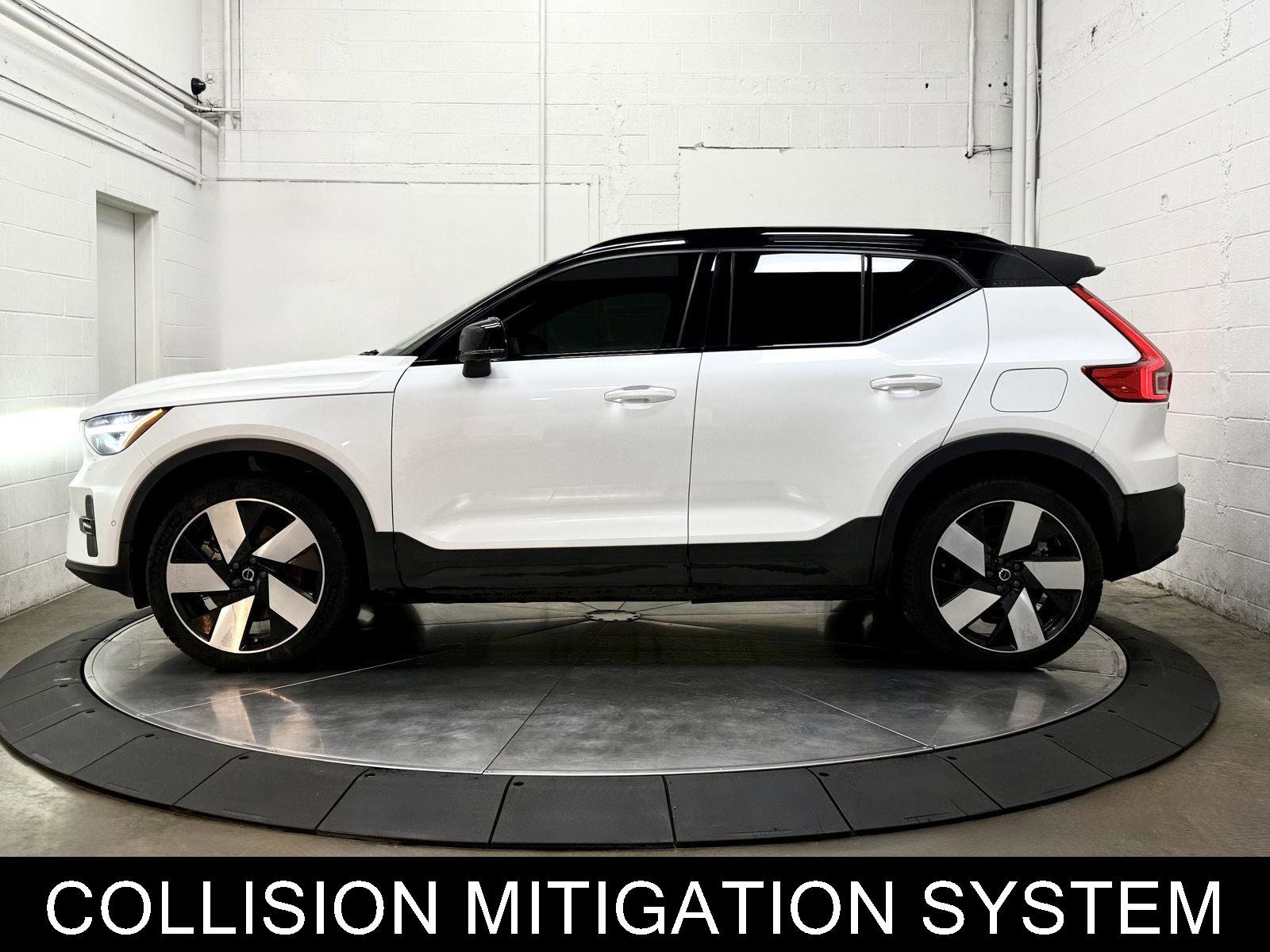 Used 2023 Volvo XC40 Recharge Ultimate w/ Protection Package Premier image 6