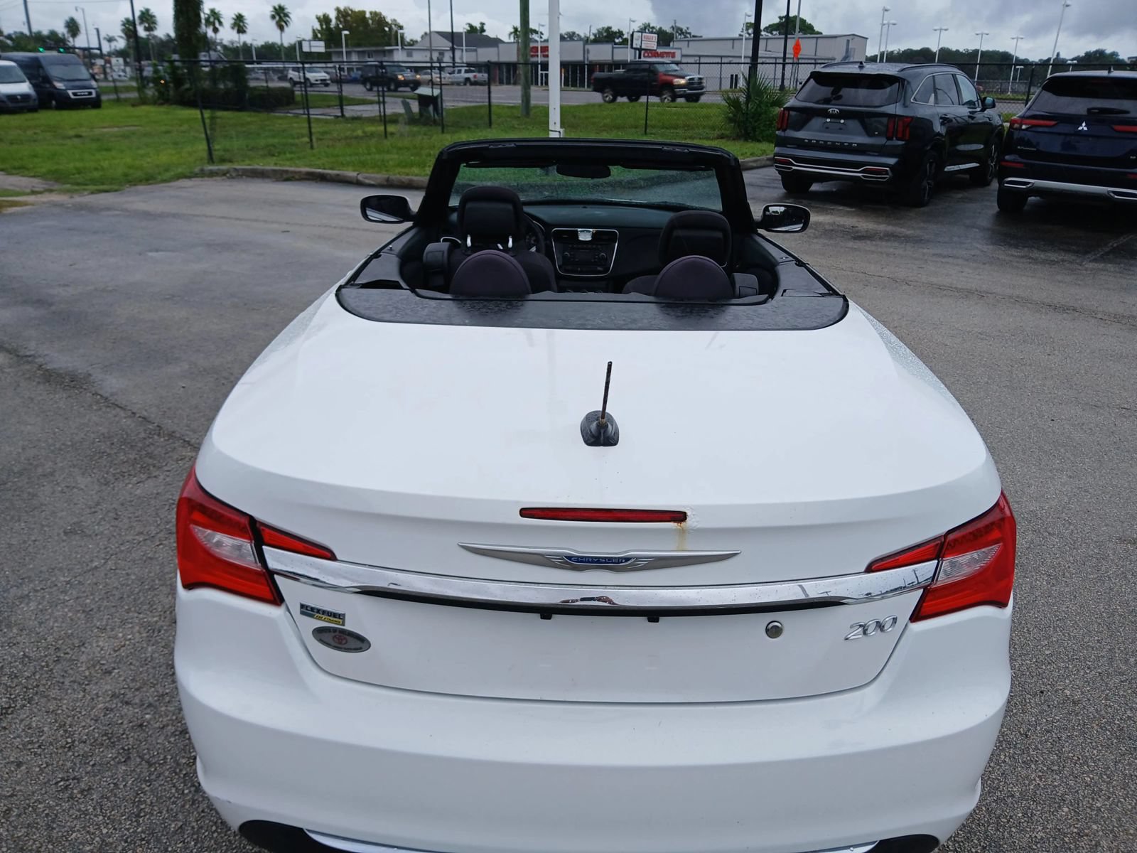 Used 2013 Chrysler 200 Touring FWD image 26