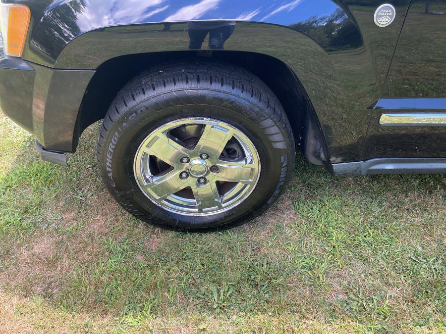 Used 2007 Jeep Grand Cherokee Limited image 21