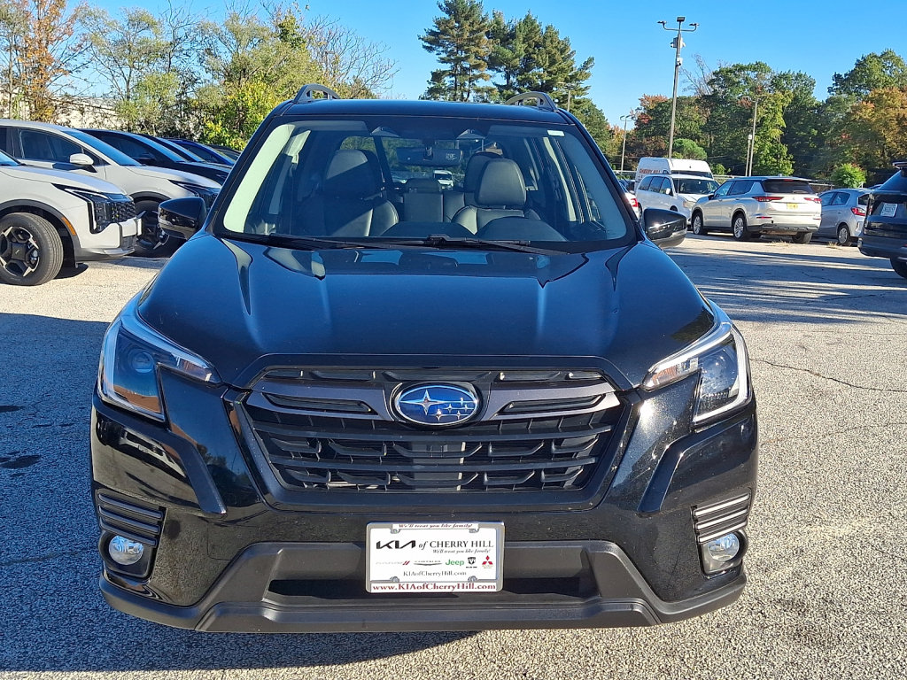 Used 2023 Subaru Forester Limited AWD/4WD image 8
