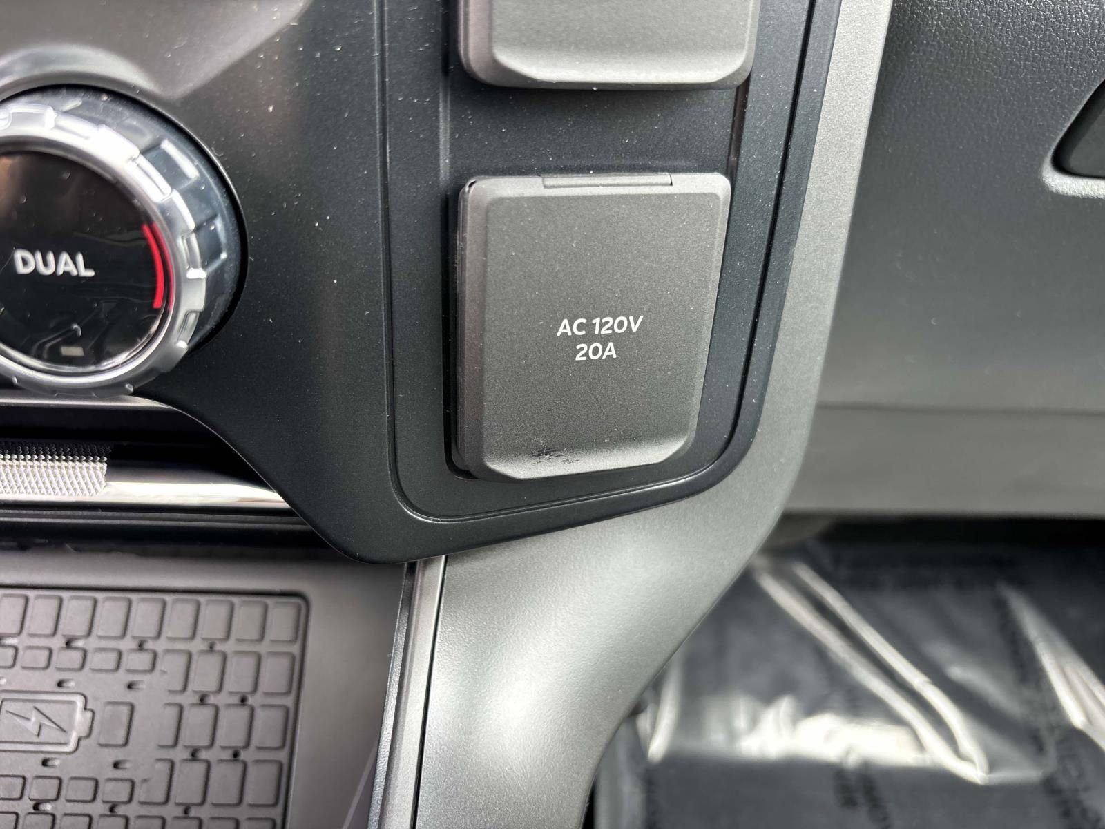 New 2025 Ford F150 Lariat w/ Equipment Group 502A High image 7