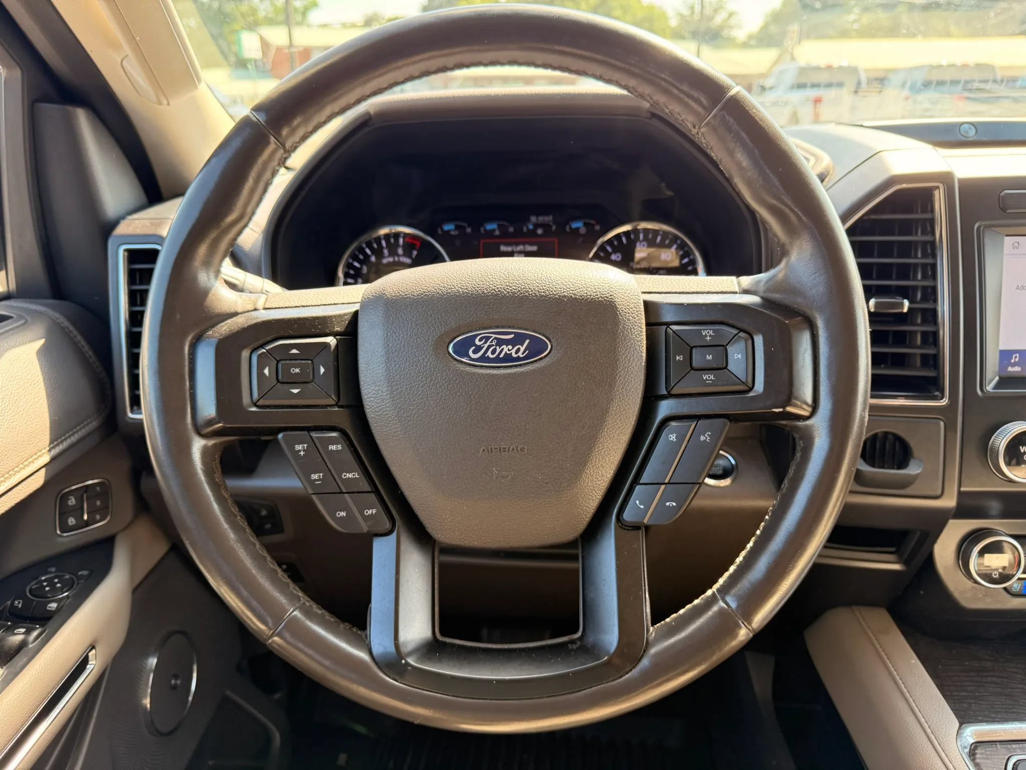 Used 2020 Ford Expedition Max Limited RWD image 22
