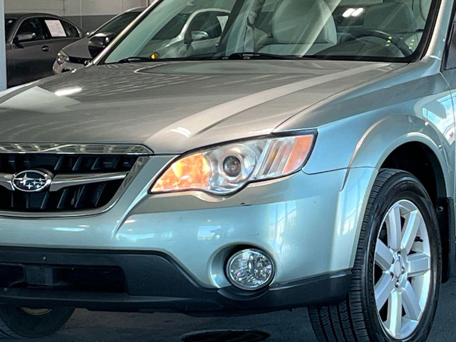Used 2009 Subaru Outback 2.5i Special Edition AWD/4WD image 5