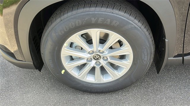 New 2025 Toyota Grand Highlander FWD image 5