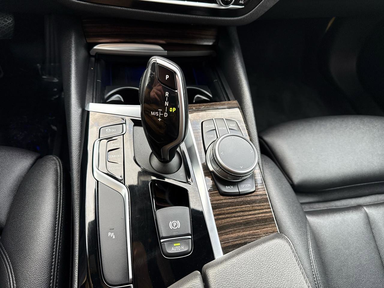 Used 2019 BMW 530i xDrive w/ Convenience Package image 44