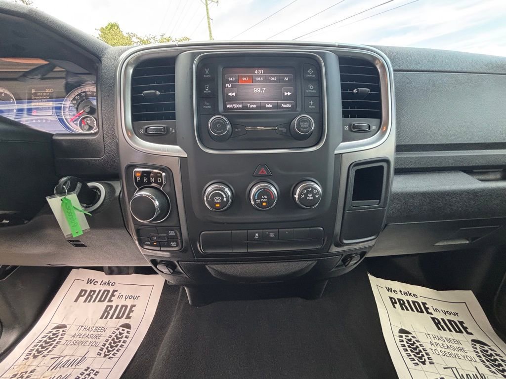 Used 2021 RAM 1500 Classic SLT image 10