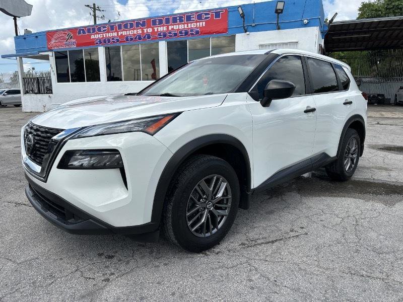 Used 2021 Nissan Rogue S image 1