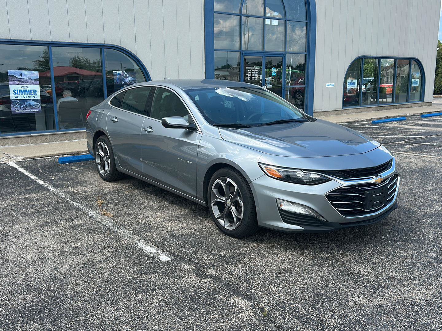 Used 2024 Chevrolet Malibu LT FWD image 8
