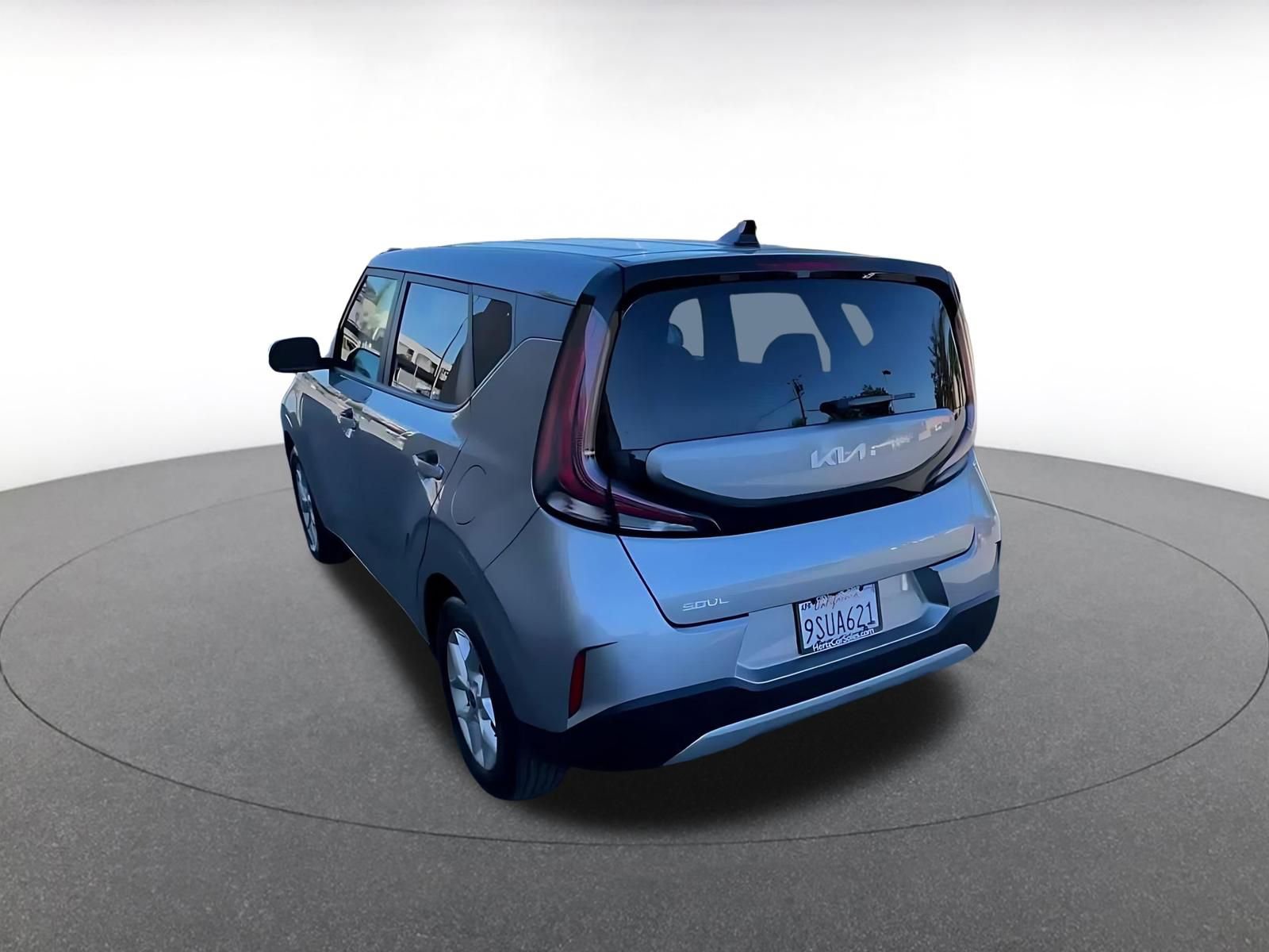 Used 2025 Kia Soul LX w/ LX Technology Package image 12
