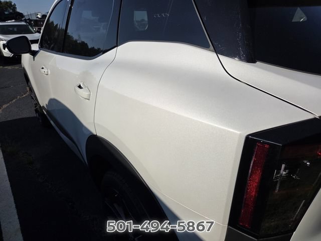 Certified 2026 Nissan Kicks SR FWD image 8