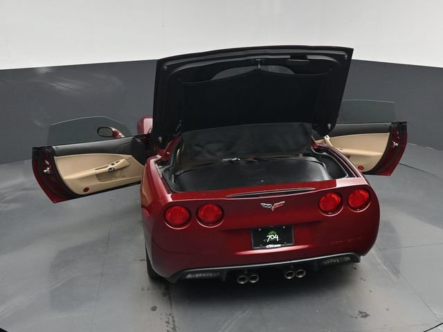 Used 2007 Chevrolet Corvette Coupe w/ Preferred Equipment Group RWD image 30