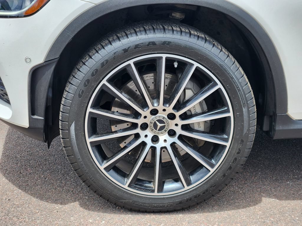 Certified 2023 Mercedes-Benz GLC 300 4MATIC Coupe image 10