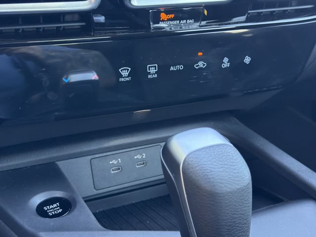 New 2026 Nissan Sentra SV w/ Floor Mat Package FWD image 31