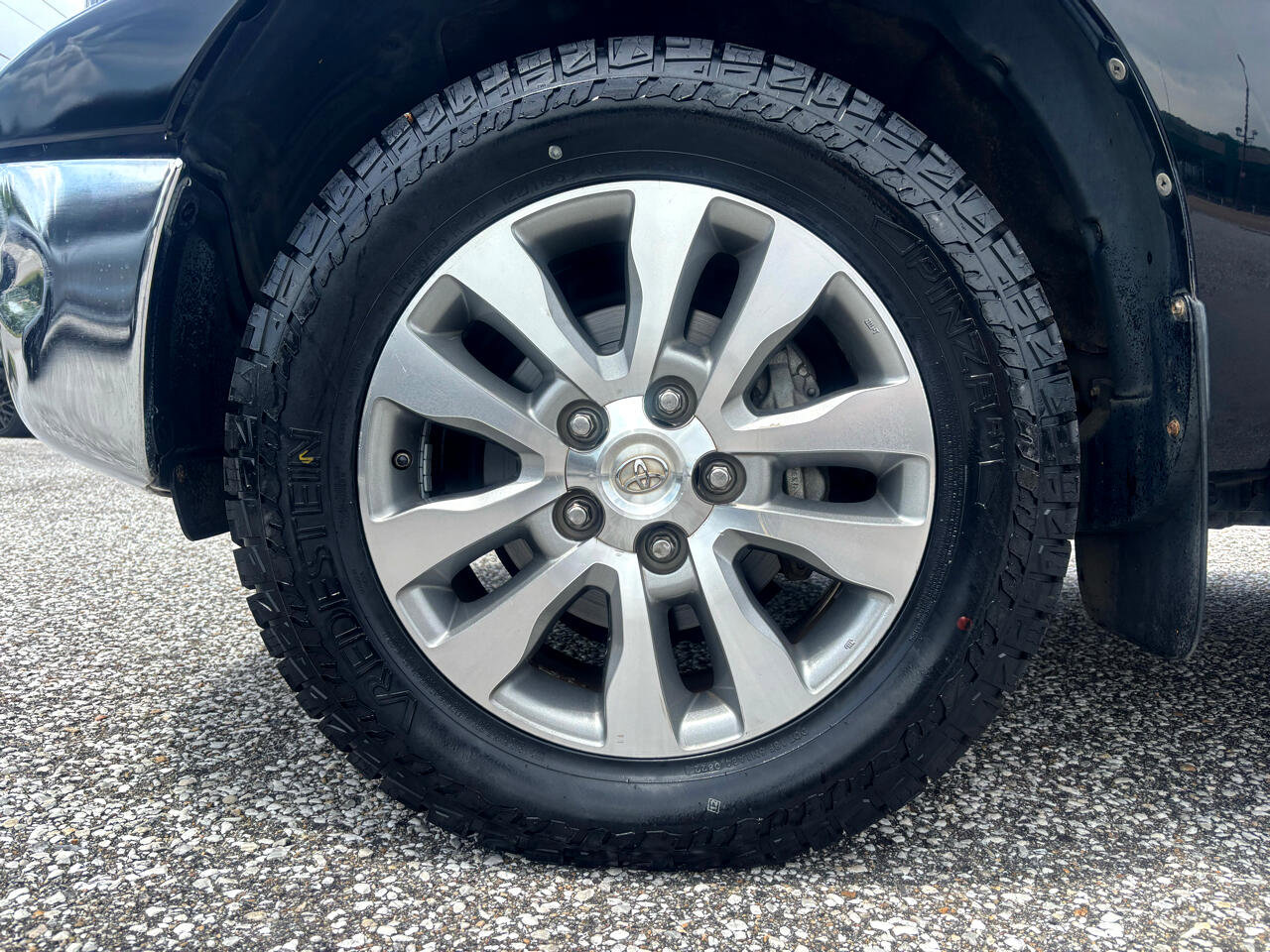 Used 2013 Toyota Tundra Platinum image 10