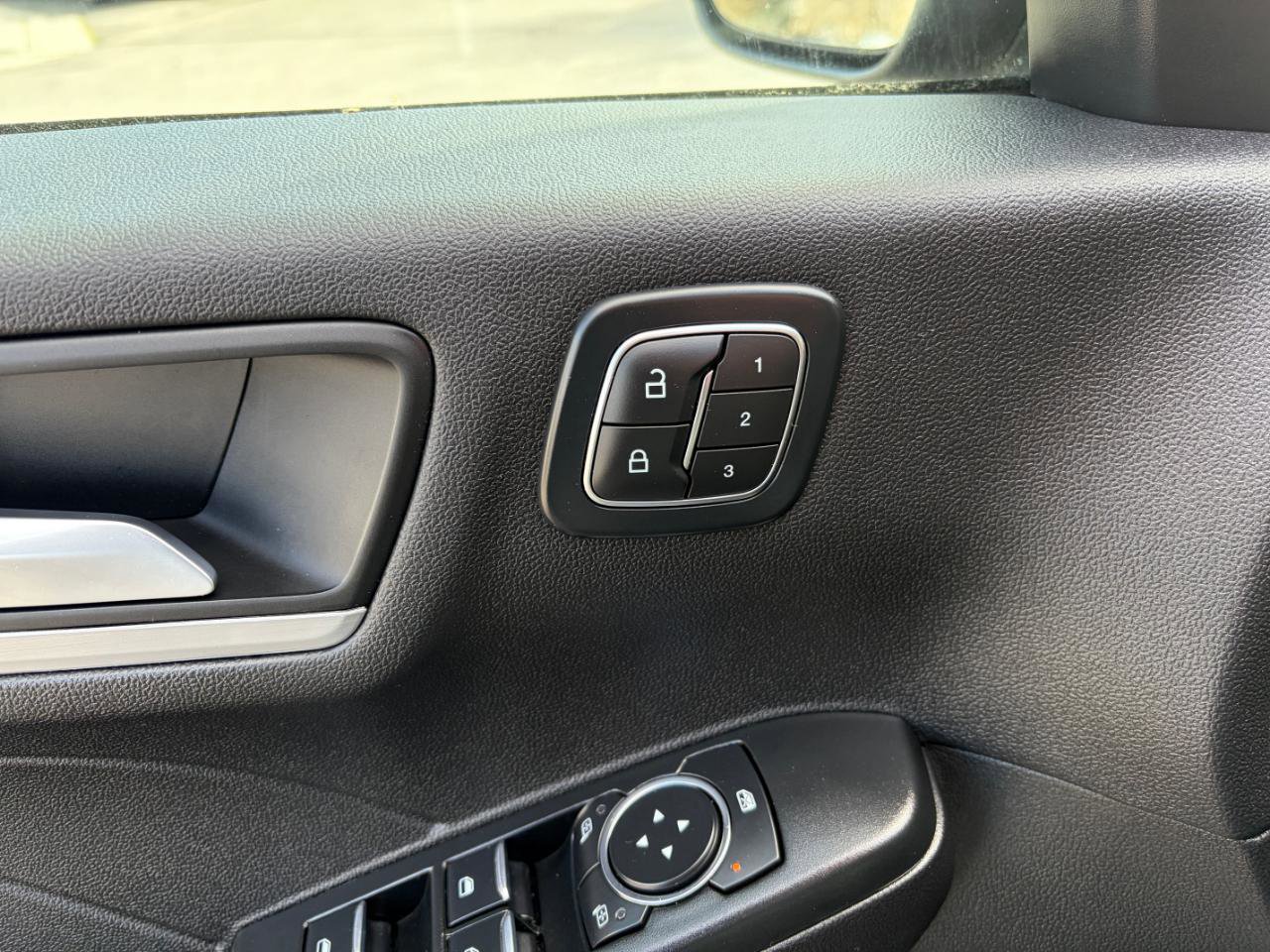 Used 2025 Ford Escape Platinum image 12