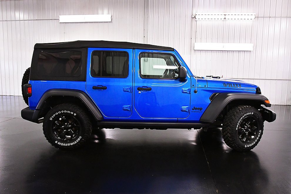 Used 2023 Jeep Wrangler Willys image 8