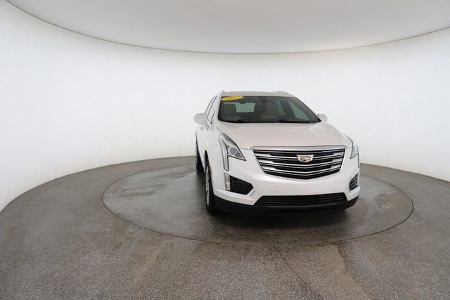 Used 2017 Cadillac XT5 Luxury w/ Driver Awareness Package image 29