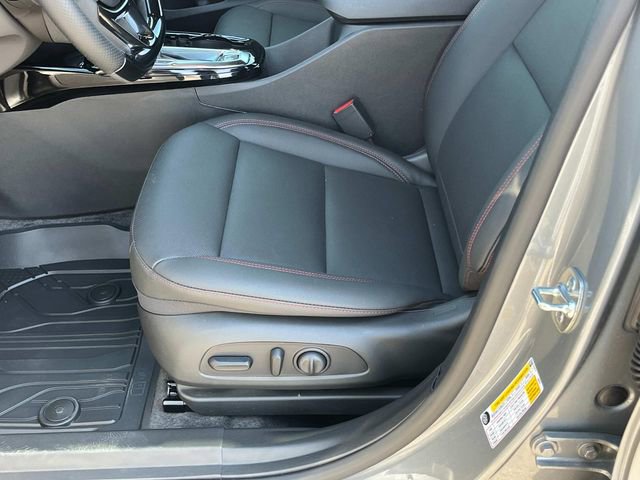 Certified 2026 Chevrolet Trax RS w/ Sunroof Package image 26