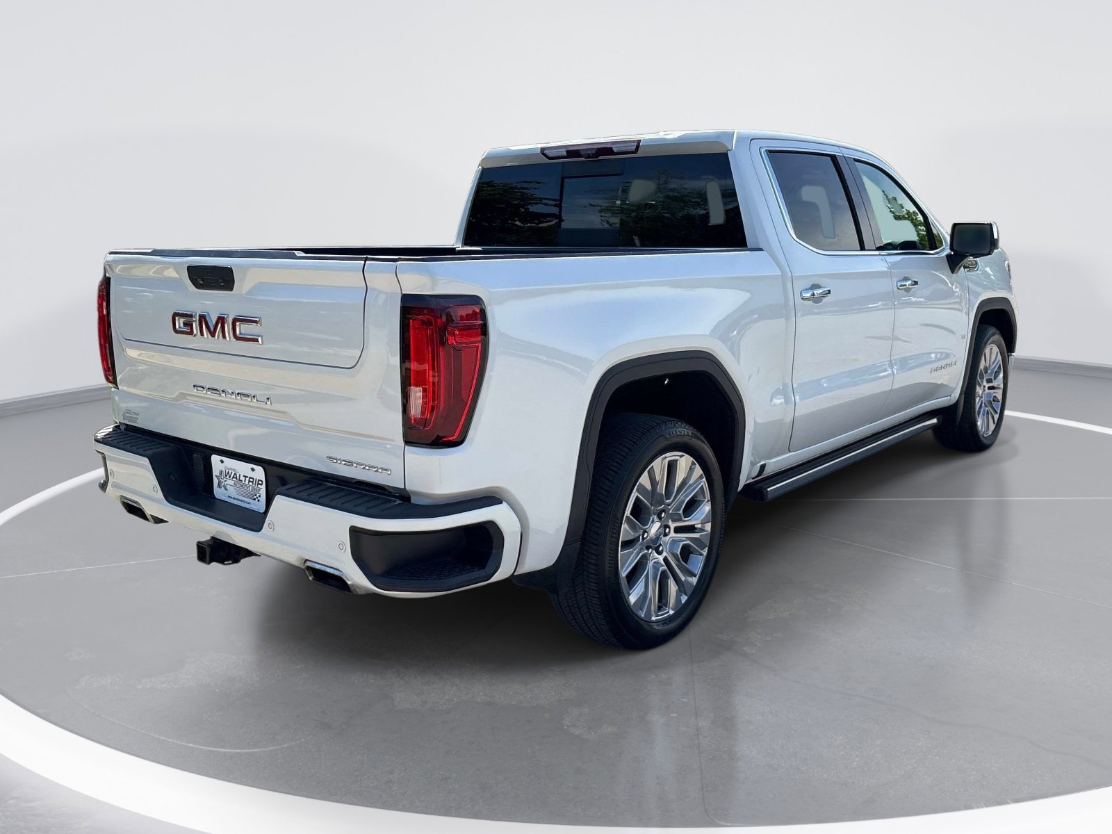 Certified 2021 GMC Sierra 1500 Denali w/ Denali Ultimate Package AWD/4WD image 8