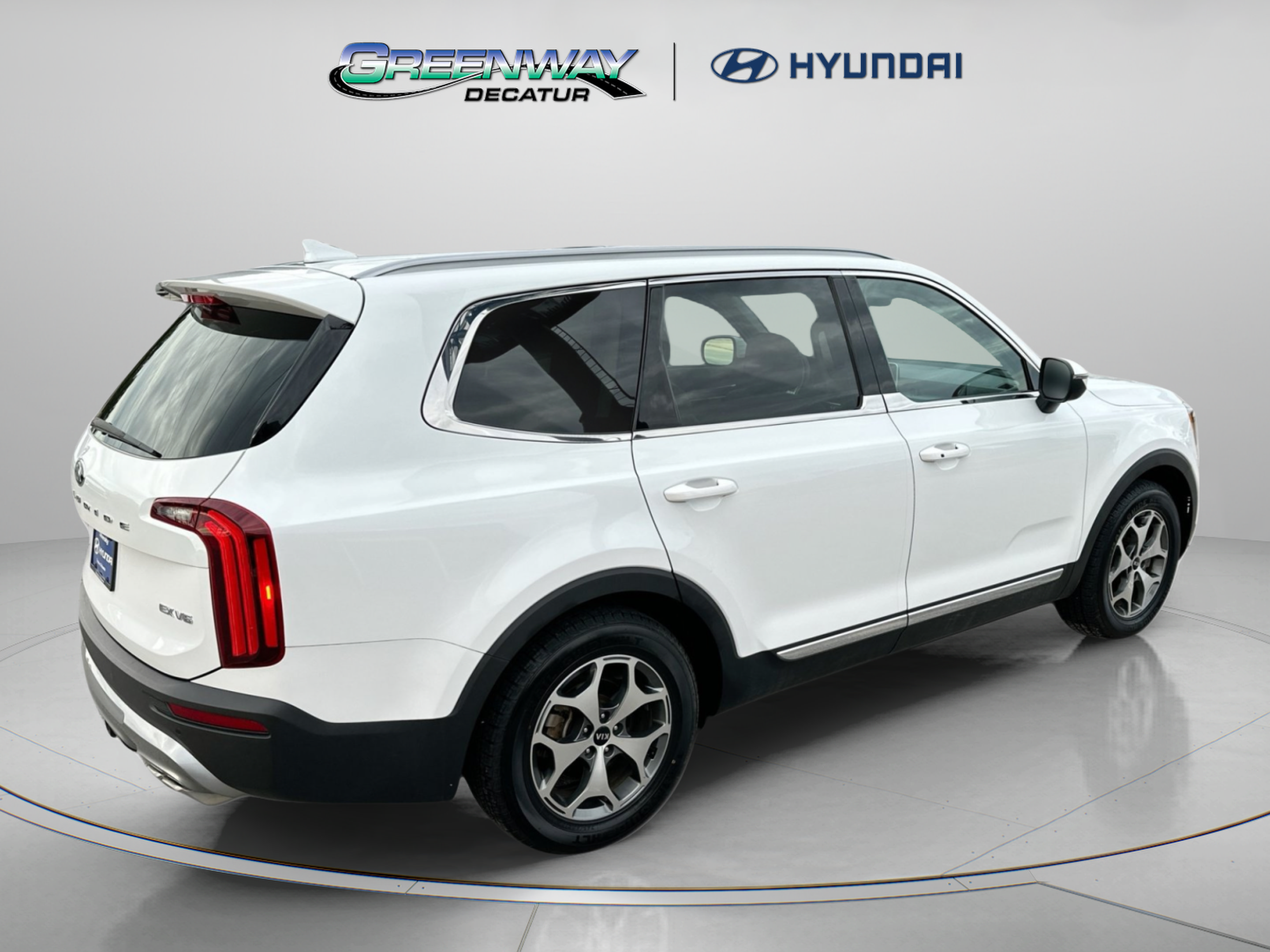 Used 2020 Kia Telluride EX w/ Towing Package FWD image 8