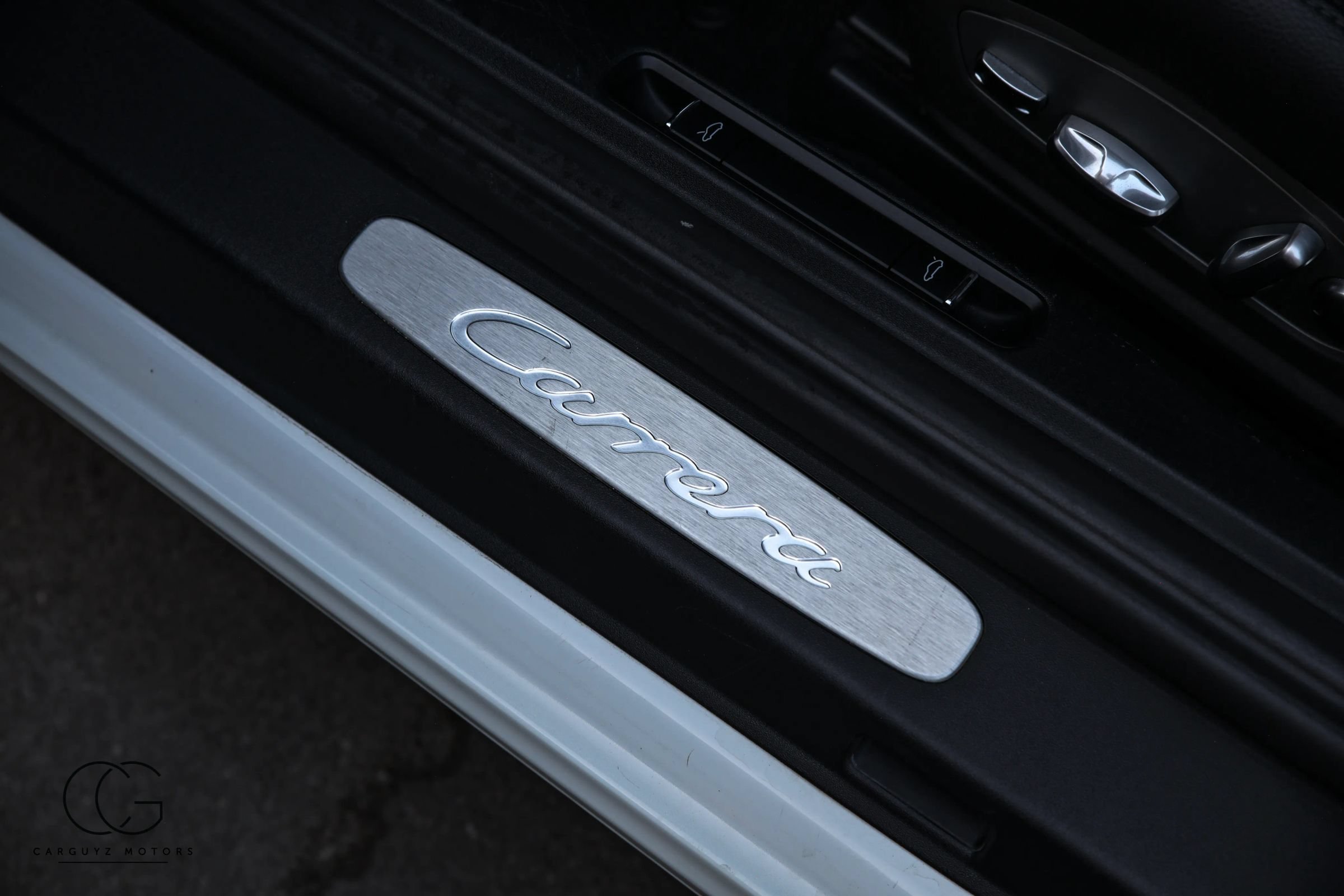 Used 2019 Porsche 911 Carrera image 44
