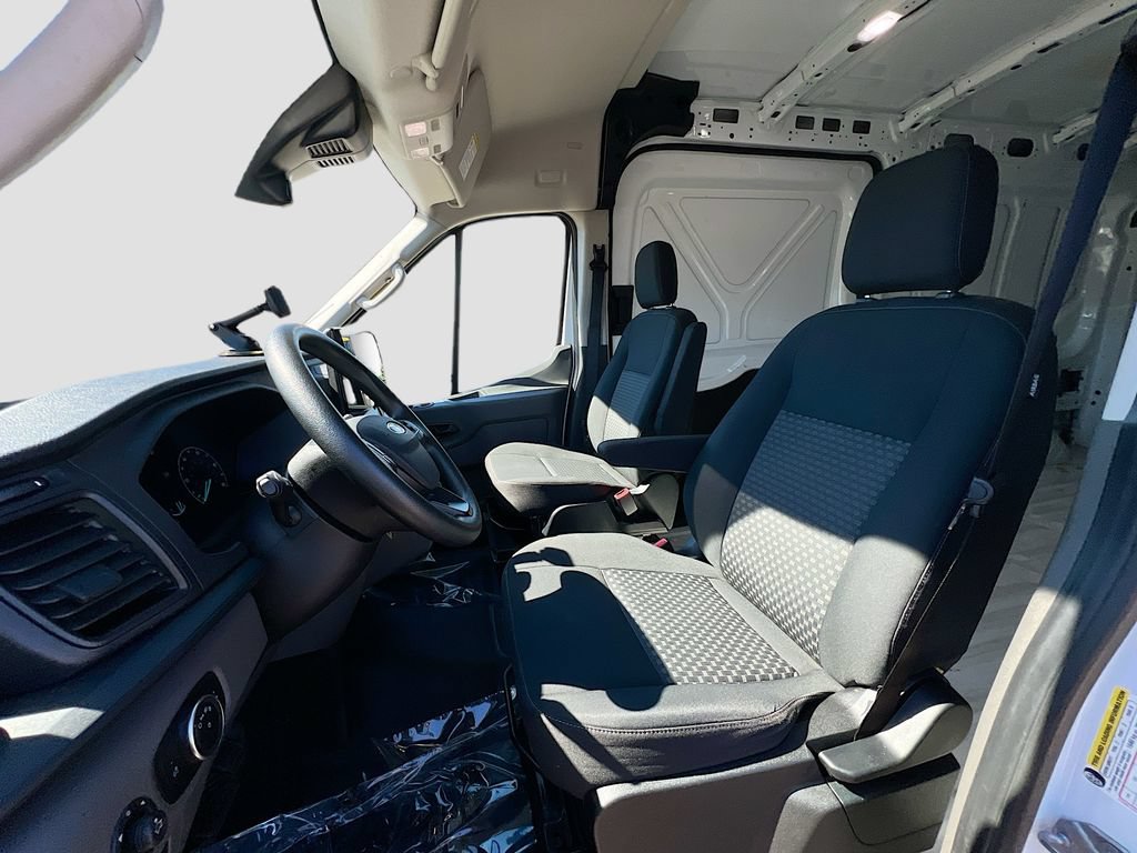 Used 2023 Ford E-Transit Medium Roof RWD image 20