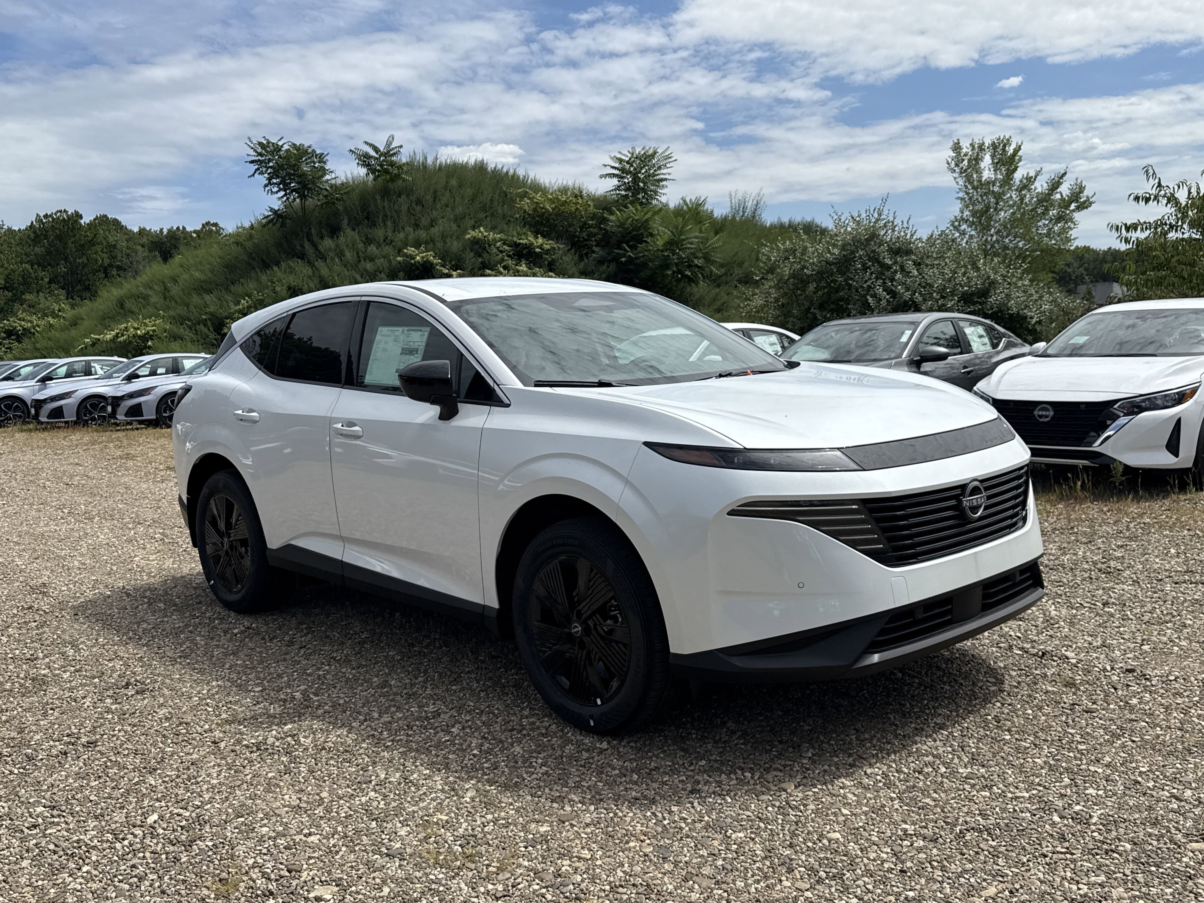 New 2025 Nissan Murano SV image 2
