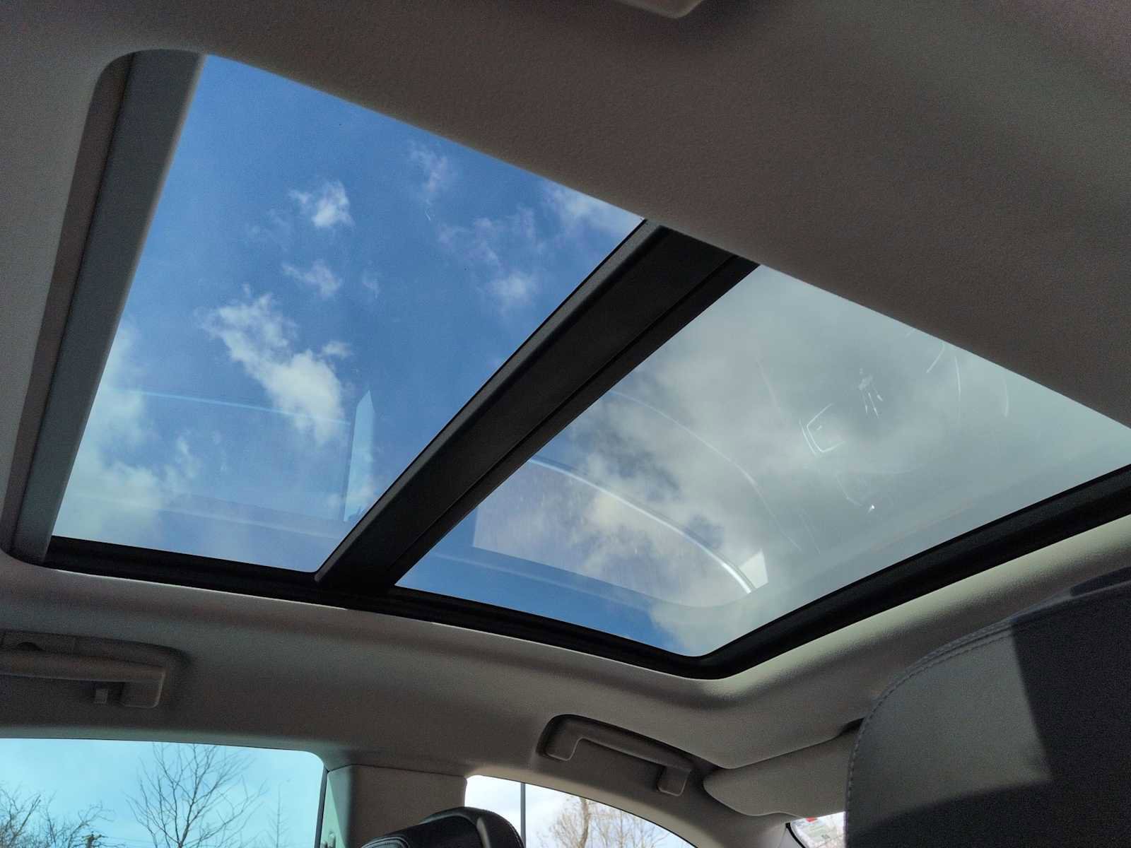 Used 2019 Maserati Levante S GranLusso image 22