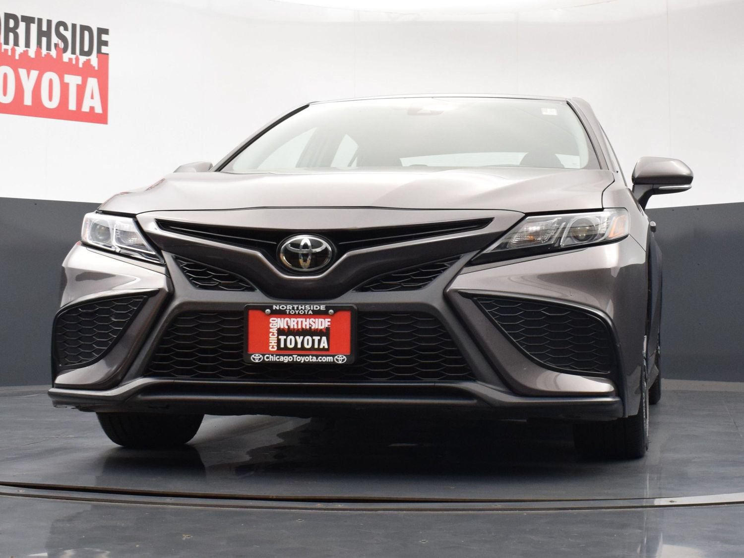 Used 2024 Toyota Camry SE FWD image 29