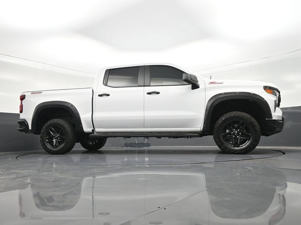 Used 2024 Chevrolet Silverado 1500 Custom Trail Boss AWD/4WD image 28