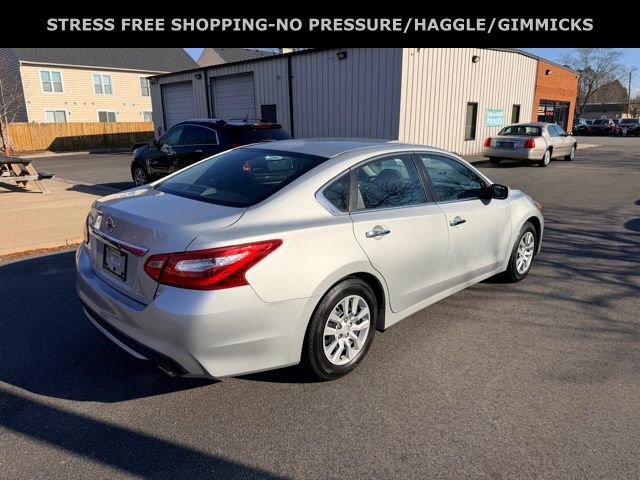 Used 2017 Nissan Altima 2.5 S w/ Power Driver Seat Package image 3
