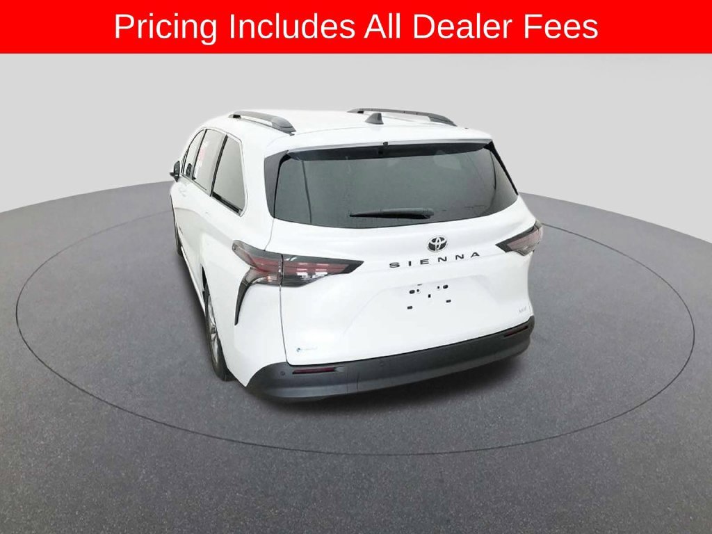 New 2026 Toyota Sienna XLE FWD image 6