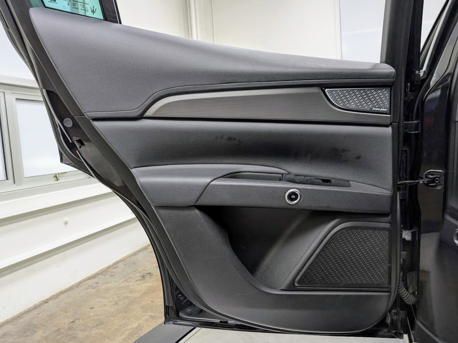 Used 2024 Maserati Grecale GT image 16