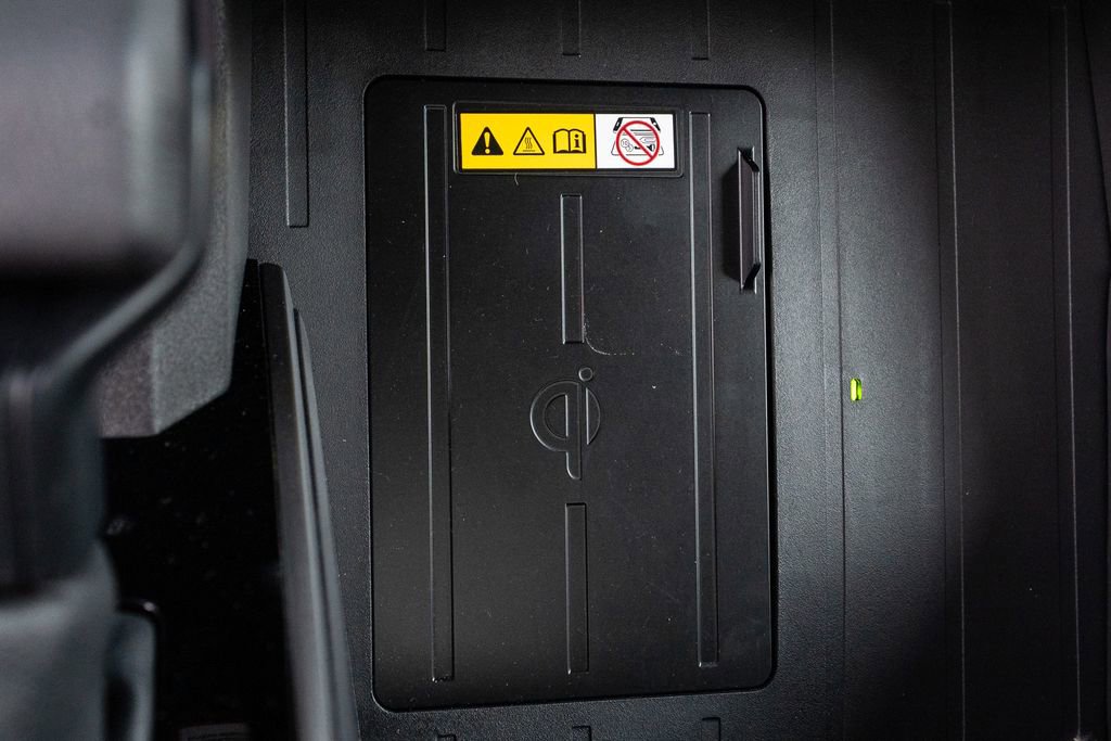 New 2024 Toyota Tundra Limited w/ TRD Off-Road Package image 28