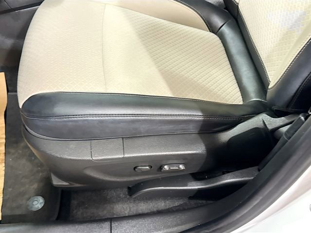 Used 2021 Buick Encore Preferred w/ Safety Package image 19