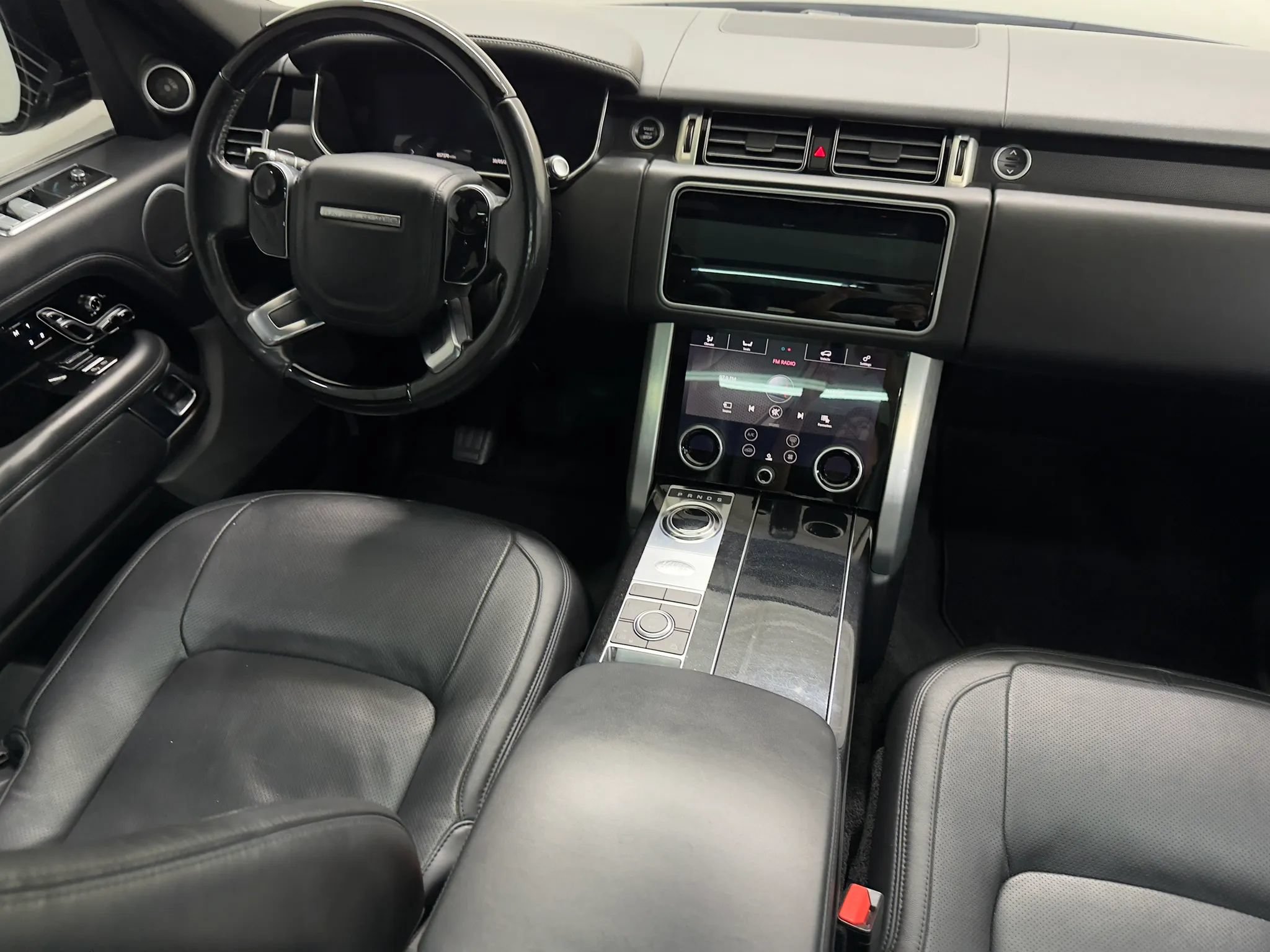 Used 2018 Land Rover Range Rover Supercharged AWD/4WD image 82
