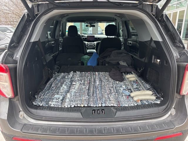 Used 2021 Ford Explorer XLT image 15