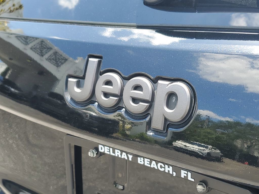 Used 2018 Jeep Grand Cherokee High Altitude RWD image 9