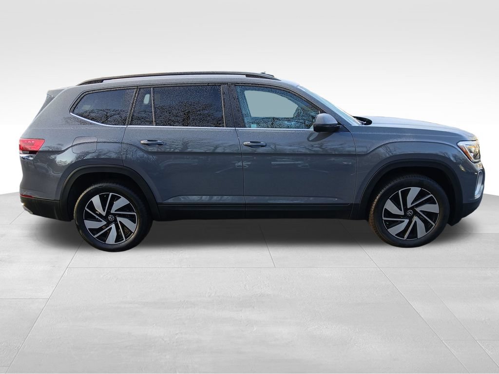 New 2025 Volkswagen Atlas SE FWD image 6