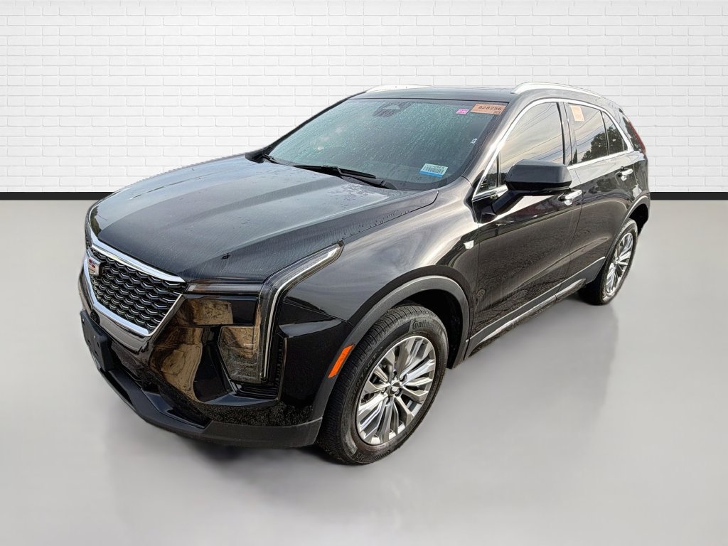 Used 2024 Cadillac XT4 Premium Luxury w/ LPO, Floor Liner Package AWD/4WD image 5