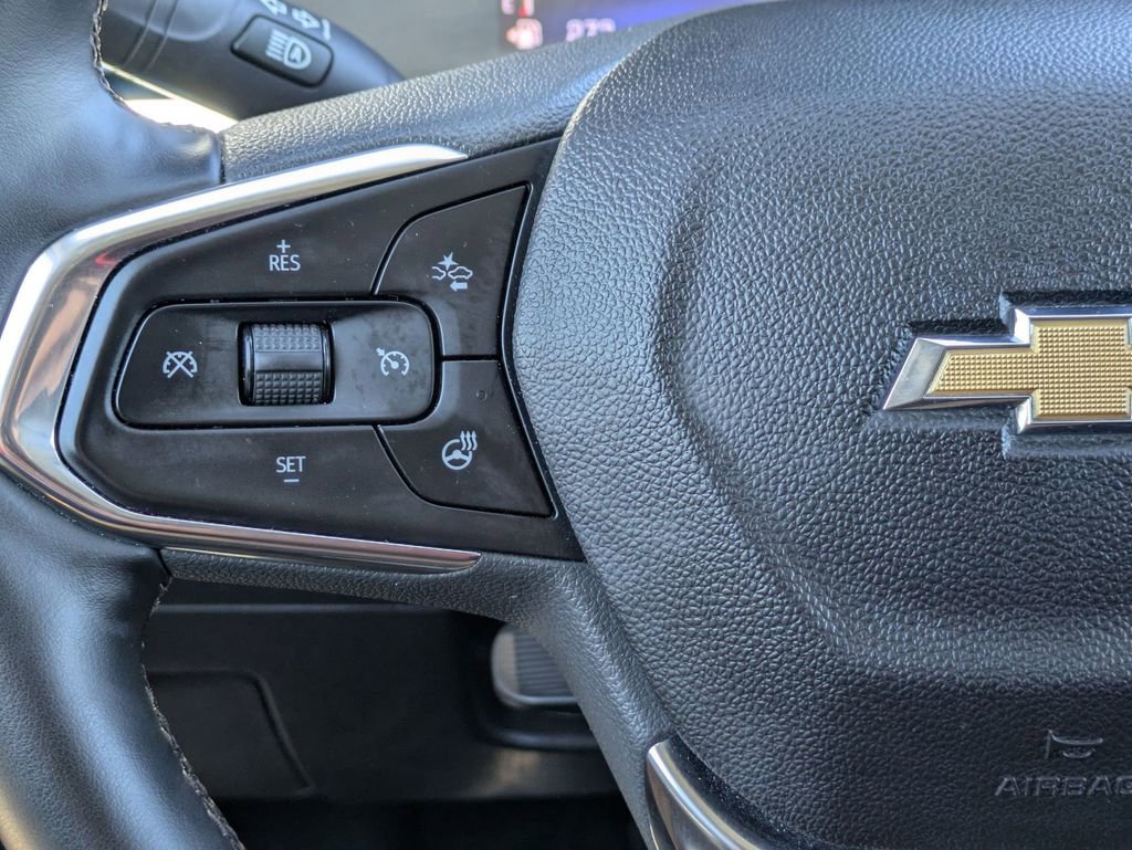 Used 2025 Chevrolet Trax LT w/ LT Convenience Package FWD image 20