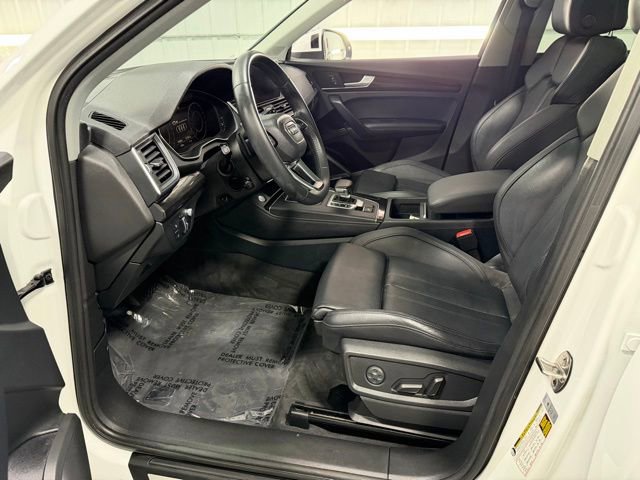 Used 2019 Audi Q5 Prestige w/ Prestige Package image 12
