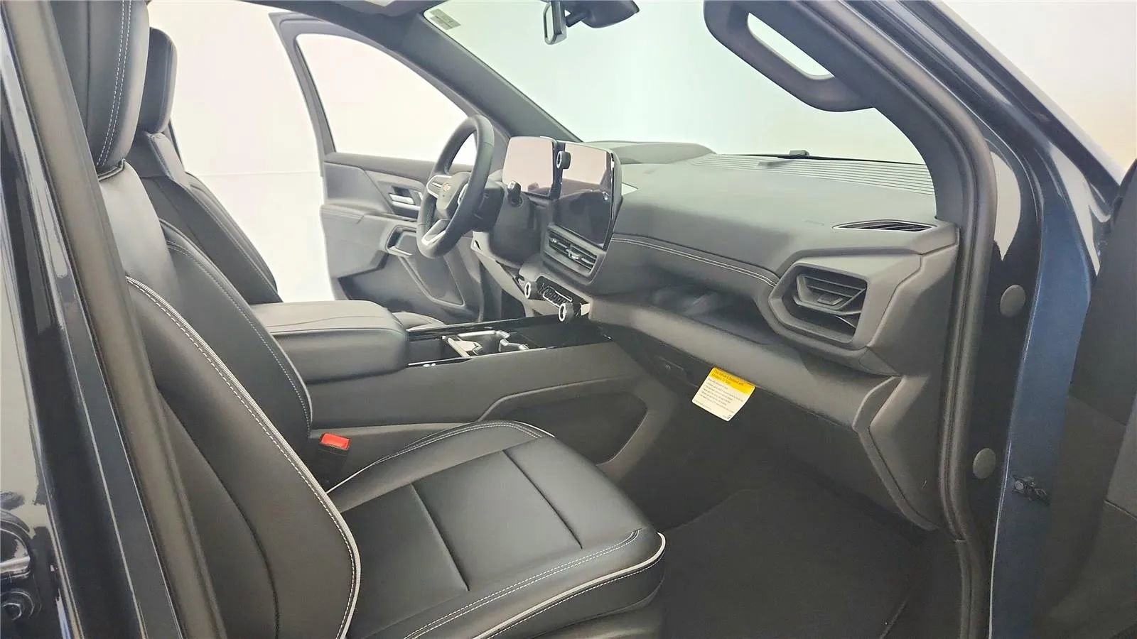 New 2026 Chevrolet Silverado EV LT image 35