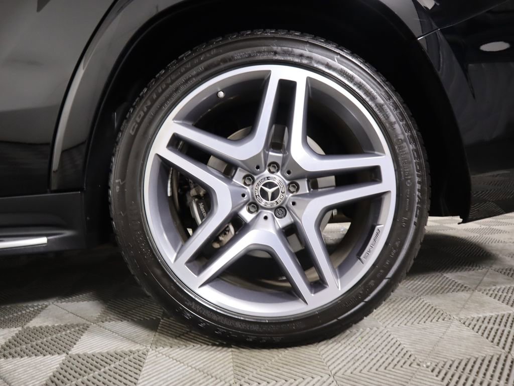 Used 2017 Mercedes-Benz GLS 550 4MATIC image 31