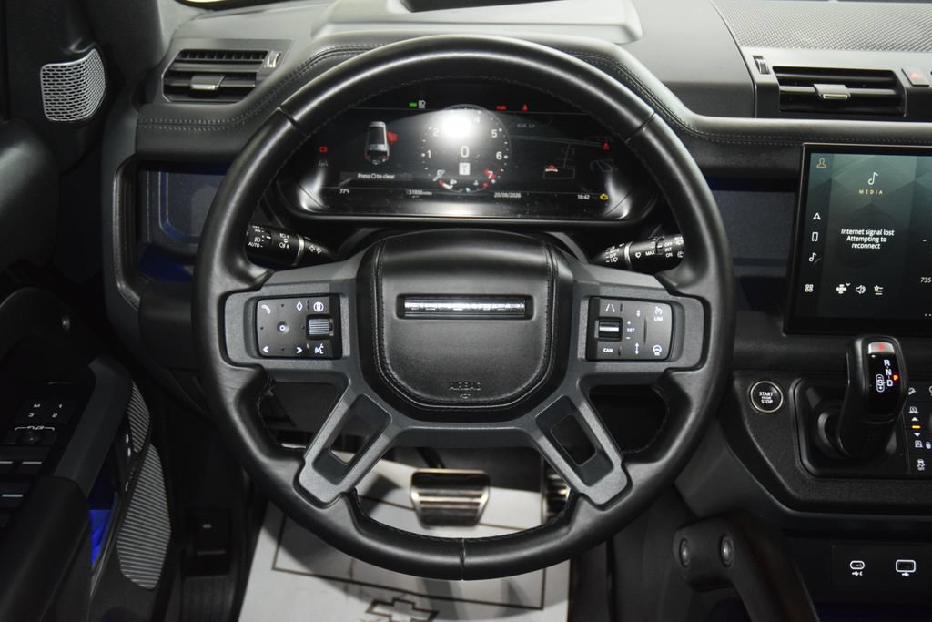 Used 2024 Land Rover Defender 130 X AWD/4WD image 38