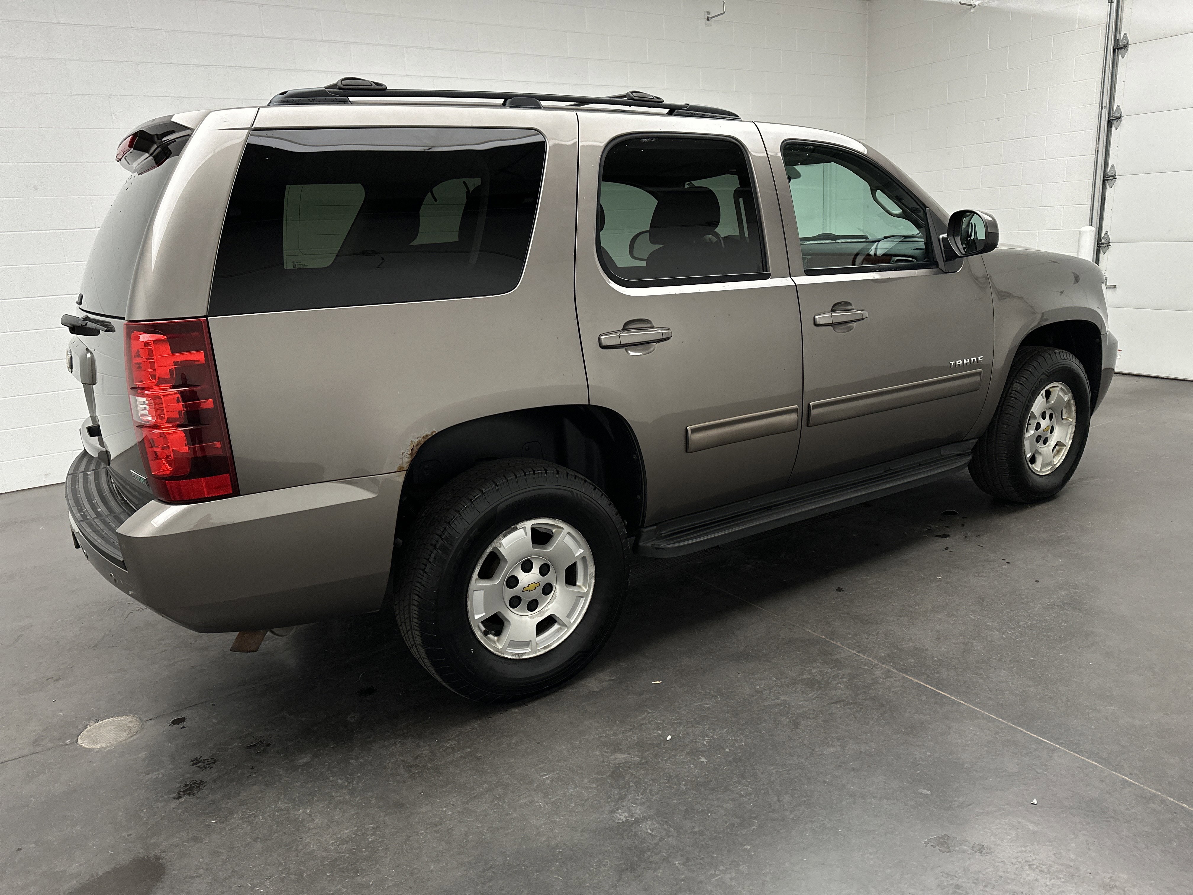 Used 2012 Chevrolet Tahoe LS w/ Convenience Package image 10