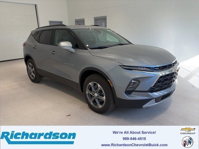 New 2025 Chevrolet Blazer LT